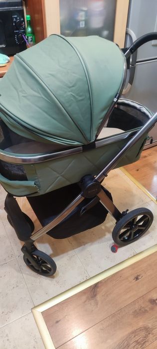Бебешка количка CARRELLO  Omega