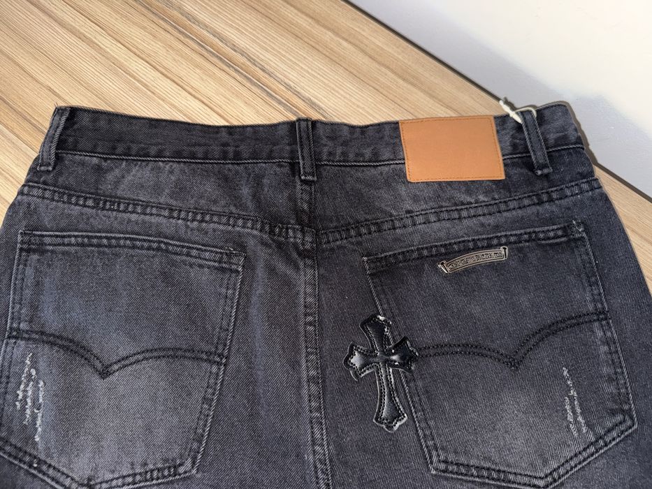 Blugi negri chrome hearts