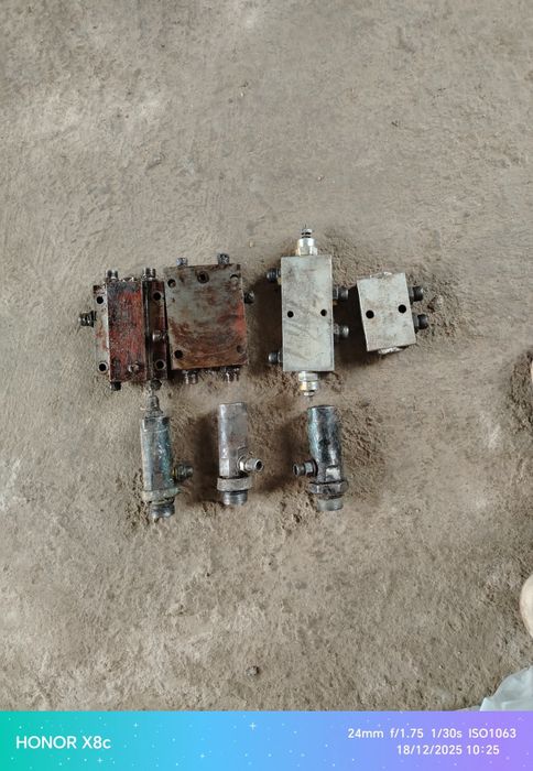 Клапаны от цилиндра продаётся