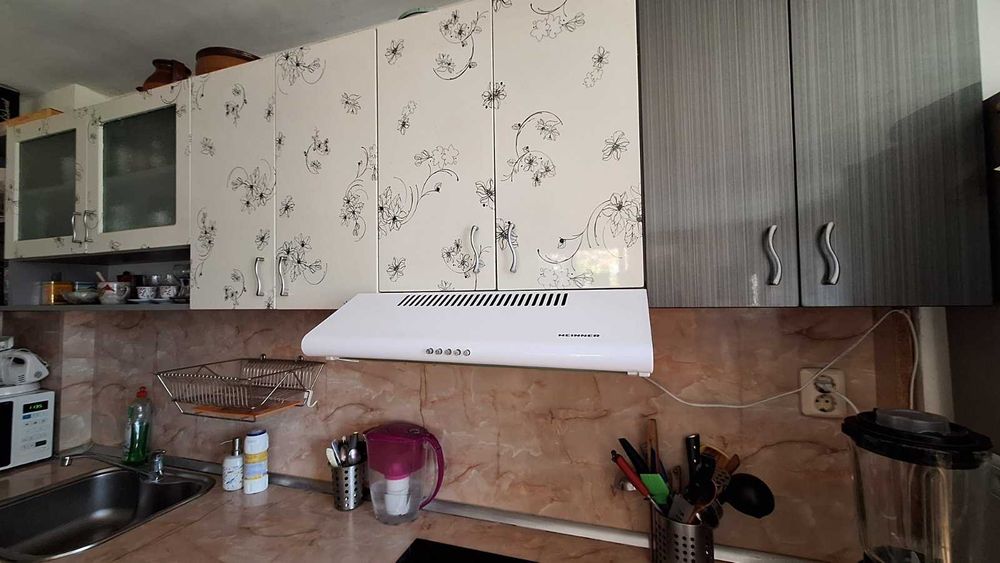 Кухненски шкафове и плот