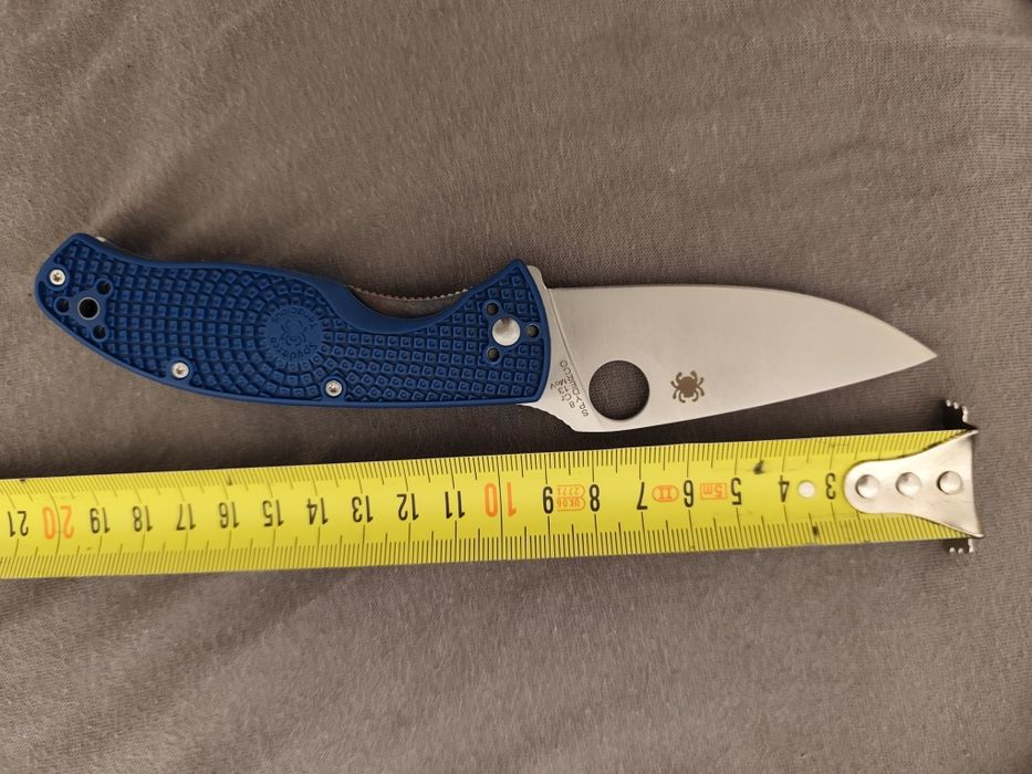 Cold steel ,spyderco