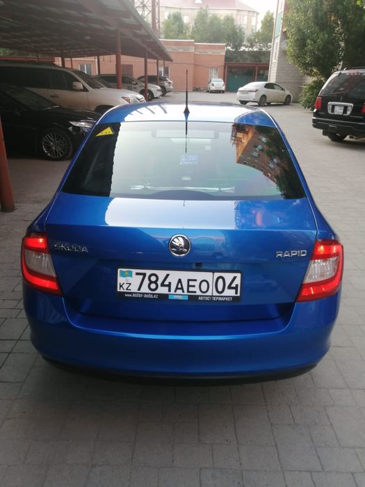 Продам машину шкода