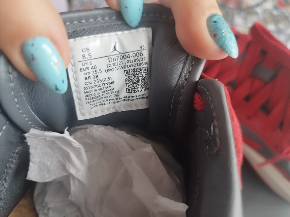 Продам кроссовки Найк