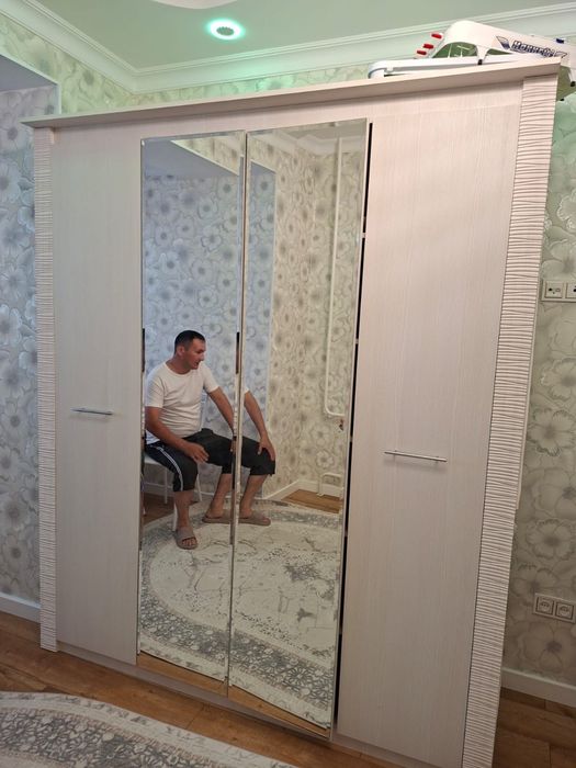 Продаётся шифоньер