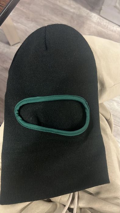 Продам балаклаву Kangol original
