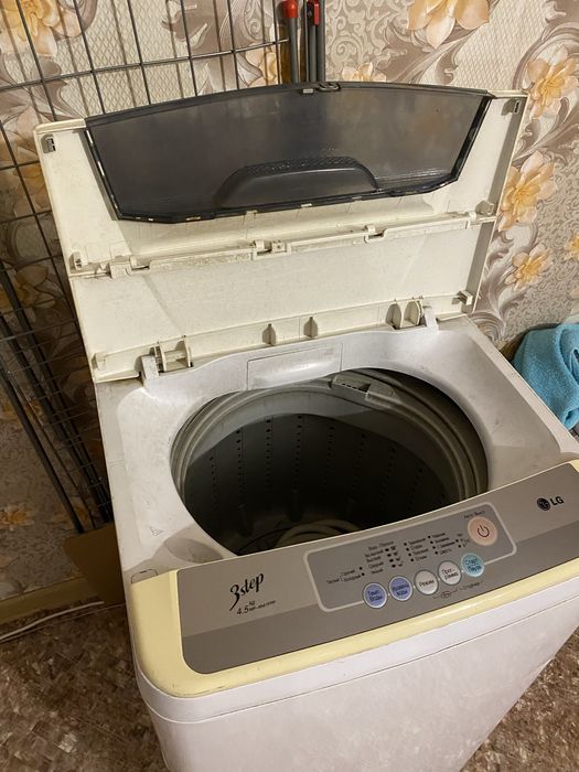 продам машинку стиральную