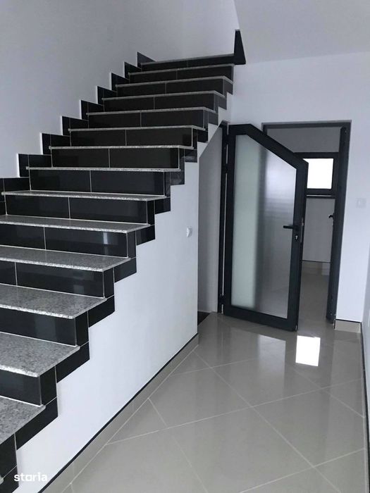 Spațiu comercial de vânzare în Zalău, 210mp