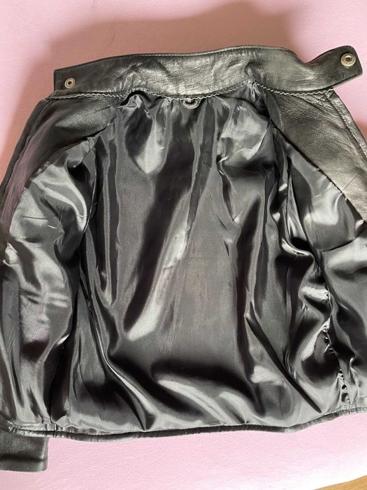 Стильная кожаная куртка