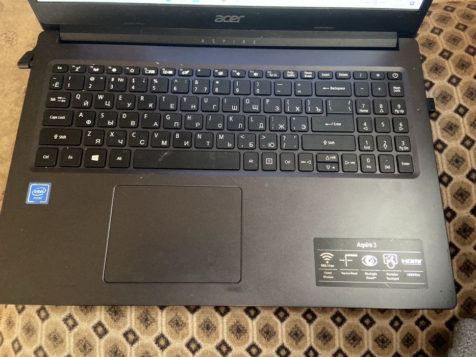 Ноутбк сатылады бағасы 40000