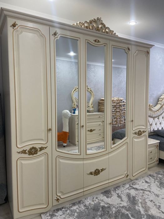 Срочно продается спальная гарниртура