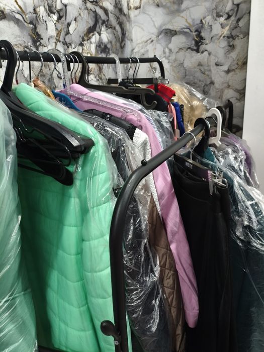 Вешалка напольная металлическая