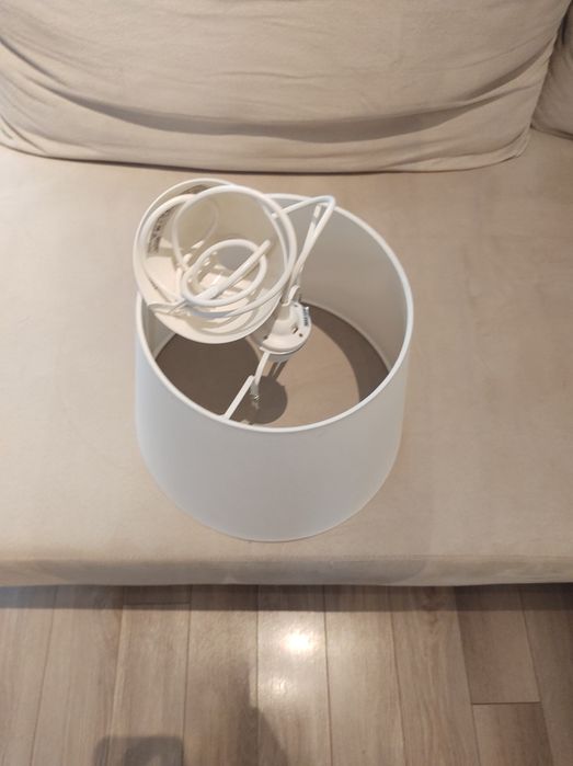 Лампа за детска стая с дистанционно и крушка със сменащи цветове