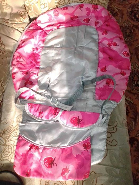 Продам стульчик для кормления  в отличном состоянии.