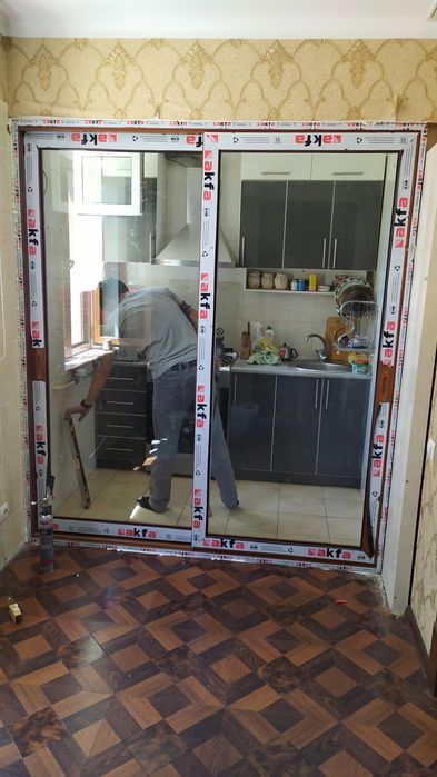 Акфа имзо эшик ром витражлар ясаб ўрнатамиз