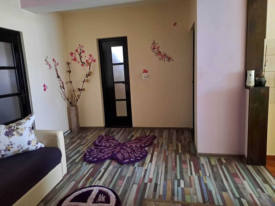 Vând apartament