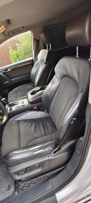 Продаётся Ауди Q7 3.0 Дизель