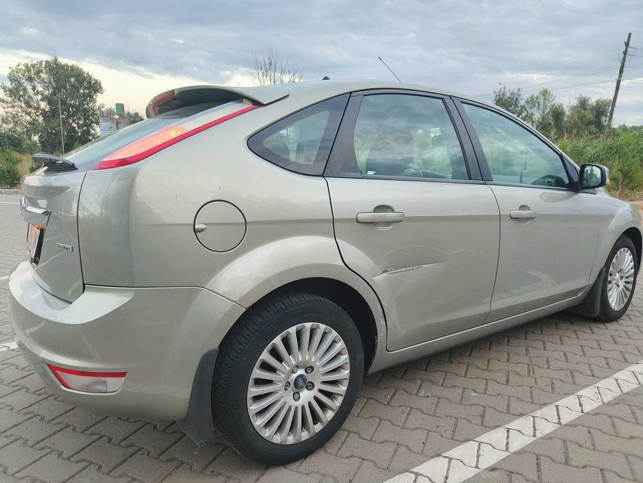 FORD Focus 2009 — imagine 4
