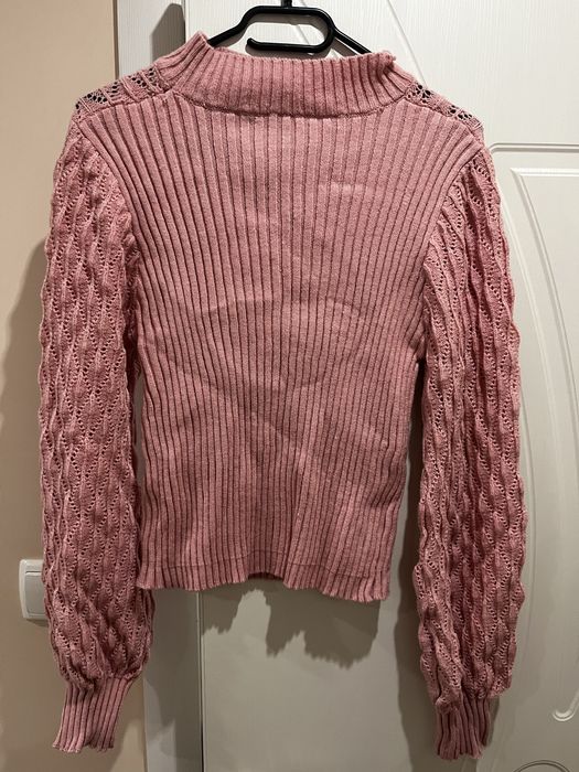 Зимна плетена блуза