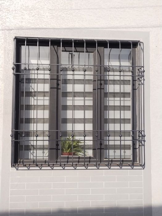 Решётки на окна и балконы. Козырьки.От Тимура.