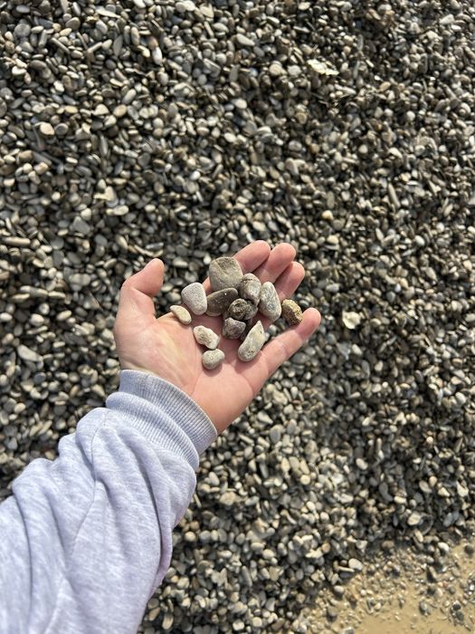 Aduc 1-27Nisip piatra 8-16 16-32 pamant refuz ciur  margaritar balast