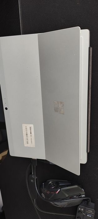 Tableta,laptop microsoft surface, i5 7500,8 gb ddr4, ssd 128gb