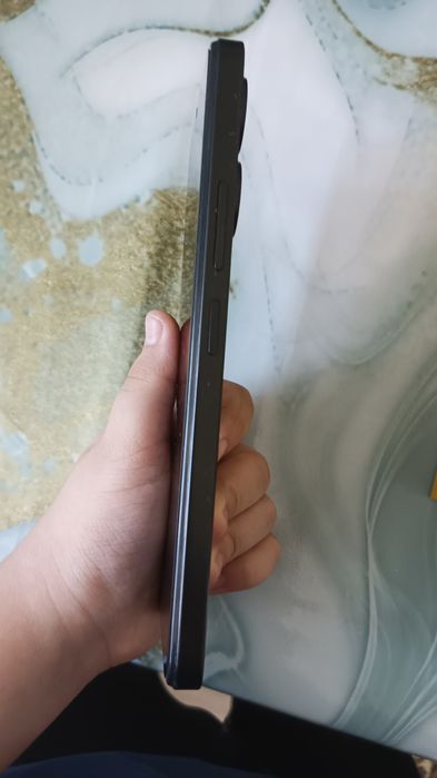 Продам Poco C65 256GB