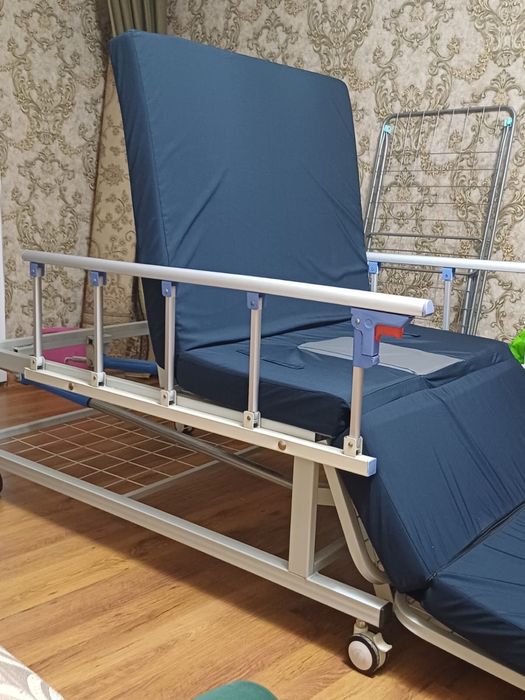 Медецинская  кровать