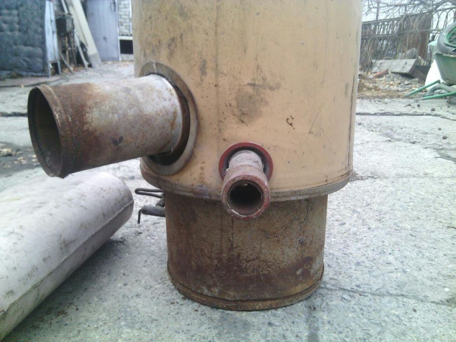 Продам котел отопительный