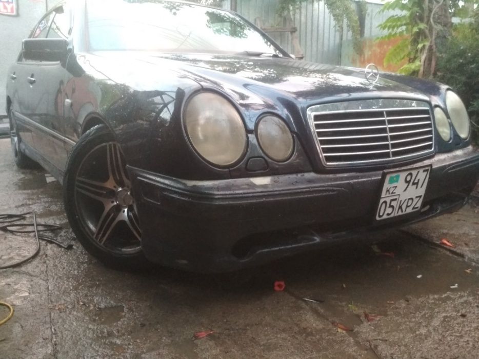 Мерседес 210 5.5 Amg