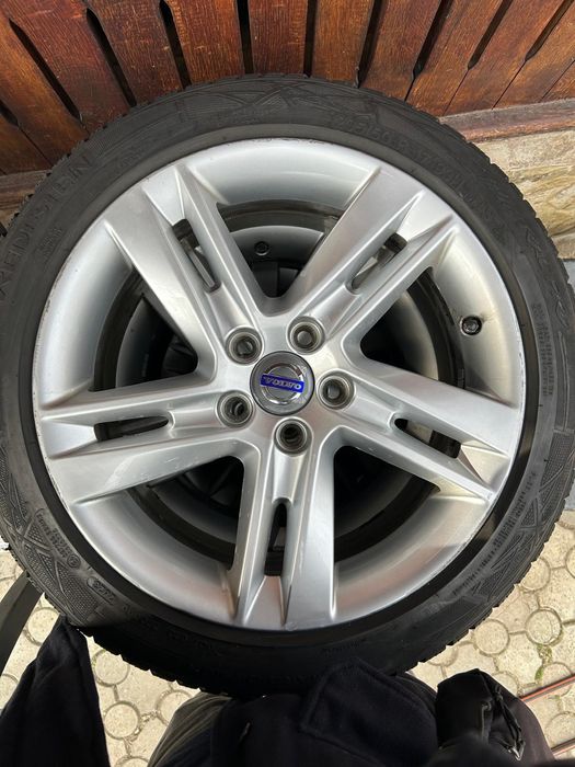Volvo v60, 231 cp, D5 editie limitata, plug-in hybrid, an fab.2017