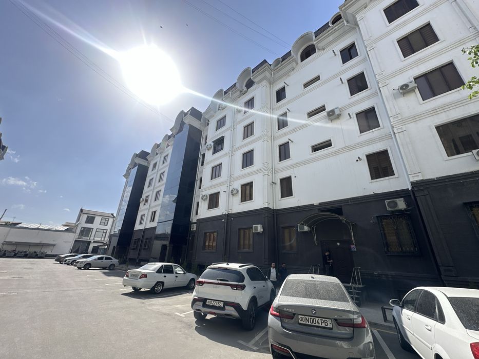 Срочно! Продаётся 2-комнатная квартира ориентир Каримбек