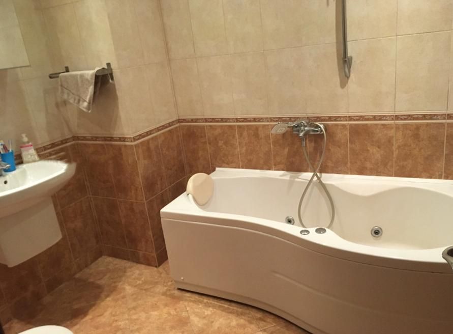 Дава се под наем Тристаен апартамент в София, Зона Б-19 - 85 кв.м за 766 € - Снимка #8