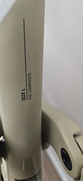 Bicicleta electrica full carbon Raymon airok pro 29  model 2025