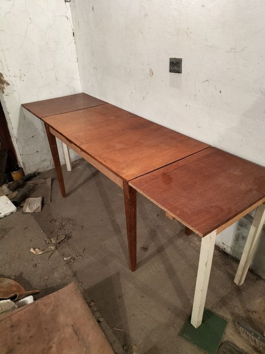 Продам раскладной стол