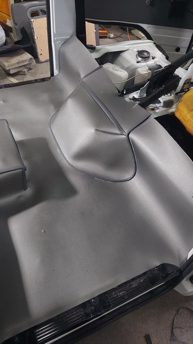 Настил линолеума