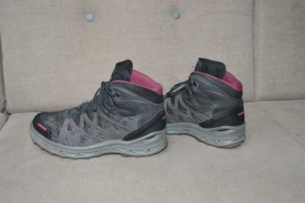 Ghete Lowa Aerox GTX marime 40 Gore-tex