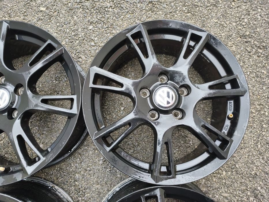 Seat/VW; 16 цола 5x112; 4 бр. Оригинални лети джанти -  черен цвят