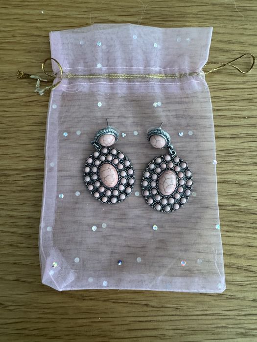 Обеци от дърво дизайнерски