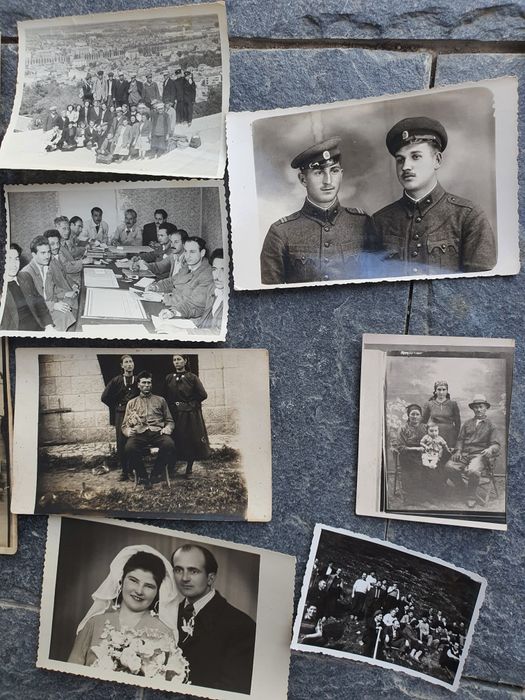 Стари албуми с чернобелиснимки