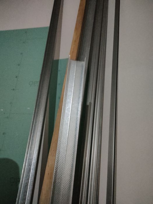 профиль и направляющие