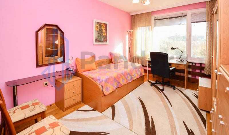 Дава се под наем Тристаен апартамент в София, Център - 100 кв.м за 599 € - Снимка #4