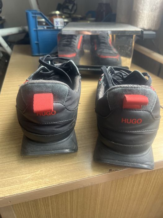 HUGO Boss мъжки обувки 43номер