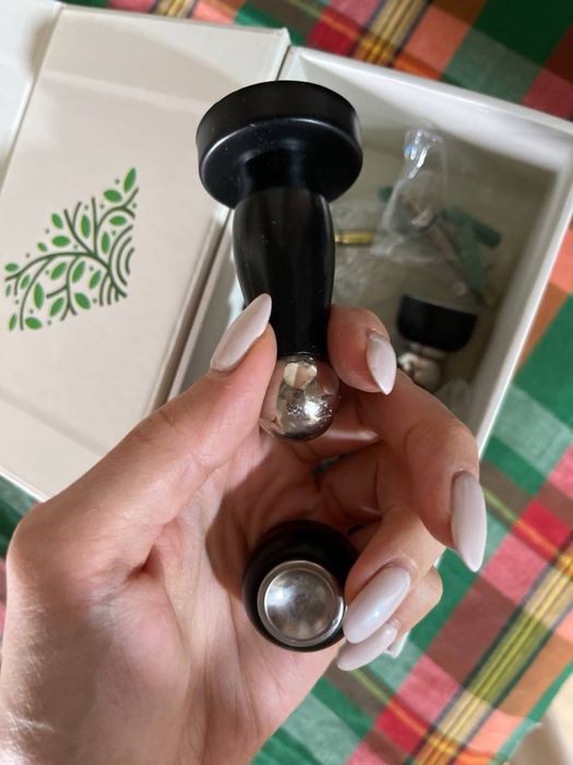 Отбоник для двери магнитный