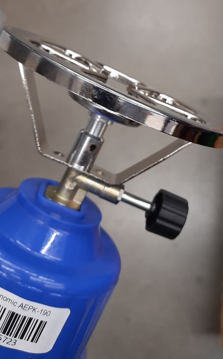 Aragaz de voiaj cu suport, din plastic dur, Nou!