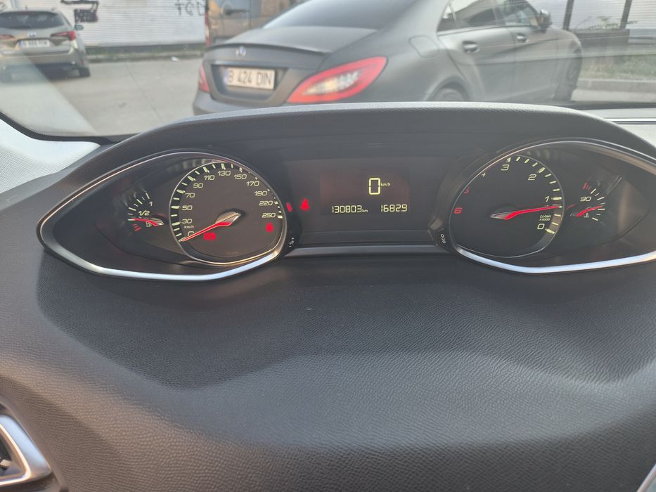 Vand Peugeot 308 / 2017 / 1.6 / Break