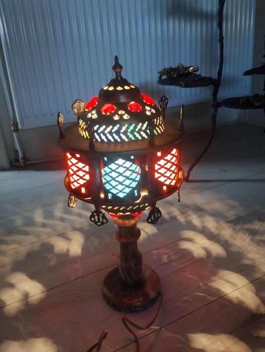 Lampă orientală deosebită
