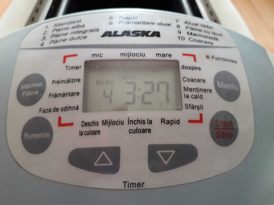 Masina de facut paine Alaska BM2000 cu 10 programe, stare impecabila