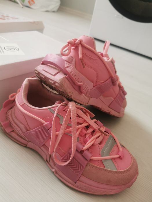 Спортни маратонки