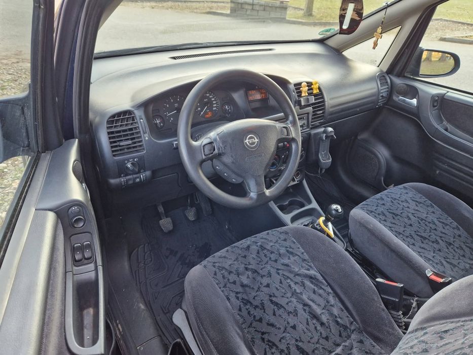 Opel Zafira PREȚ 800€ FIX