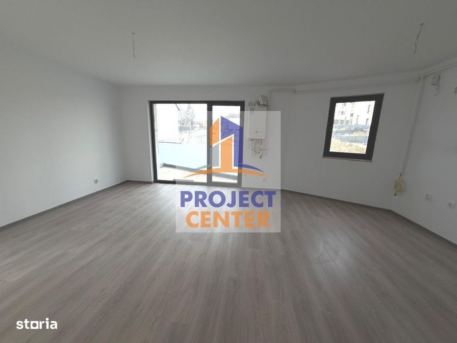 Spatiu comercial/Spatiu birouri  Central, bloc nou